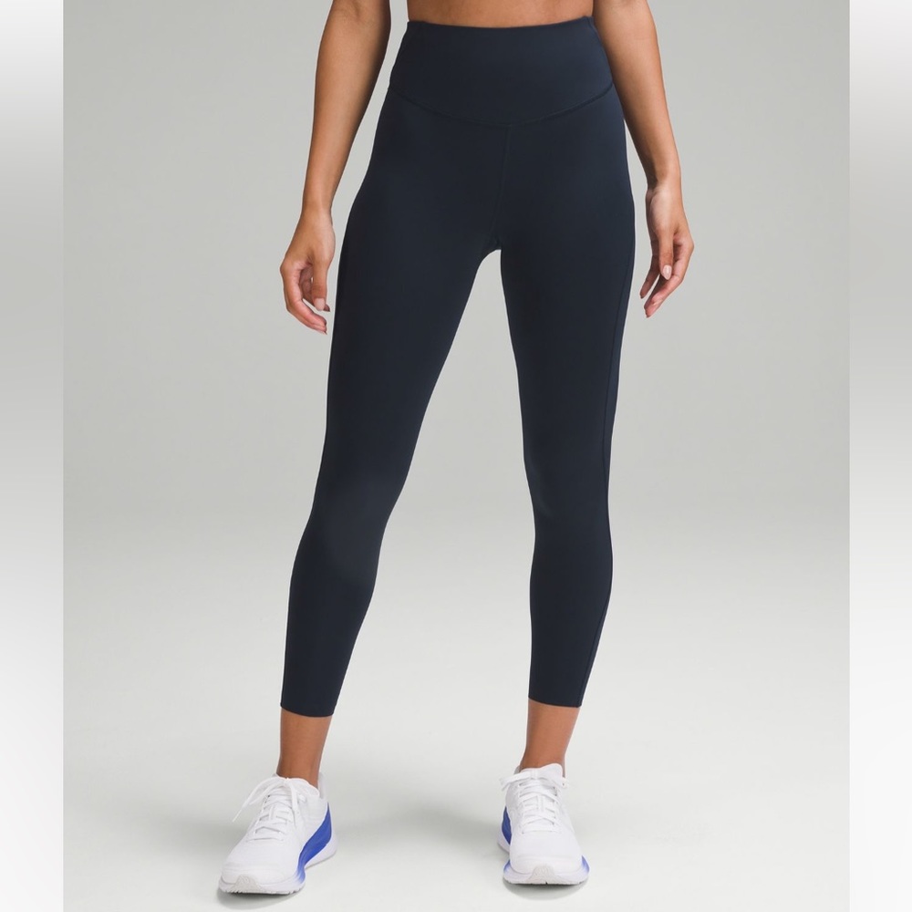 Lululemon Base Pace HR Tight 25” Navy
